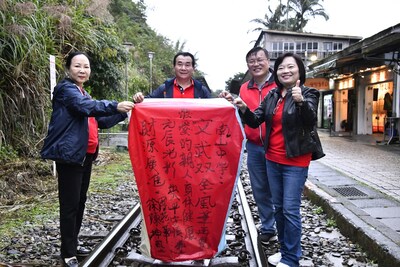 20231213 行政、家長會團隊為南山學子祈福活動2