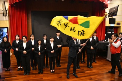 20240304 模聯學生參加PKUNMUN授旗