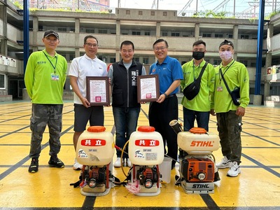 20240824 行政院政務顧問羅文崇先生及漢皇集團協助校園環境消毒