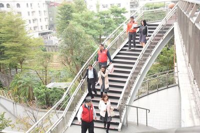 20191224 頂埔國小家長會蒞校參訪