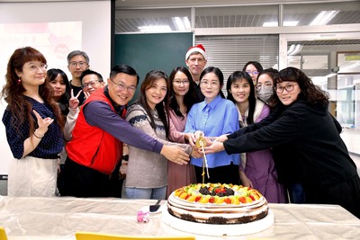 20251212 十二月份慶生餐會